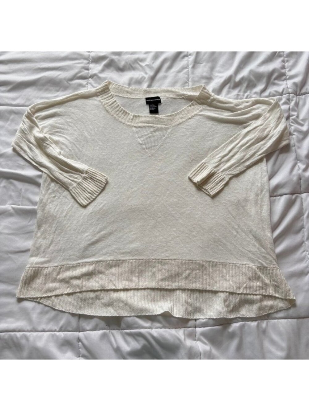 Central Park West White 100% Linen Lightweight Oversized Knit Sweater Medium